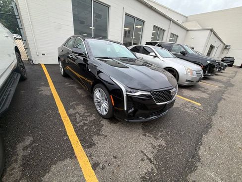 Used 2022 Cadillac CT4 Premium Luxury AWD/4WD image 5
