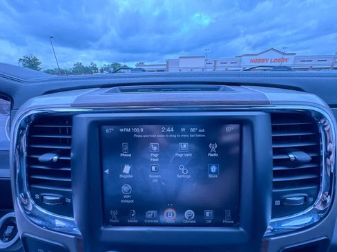 Used 2017 RAM 2500 Laramie w/ Off Road Package AWD/4WD image 24