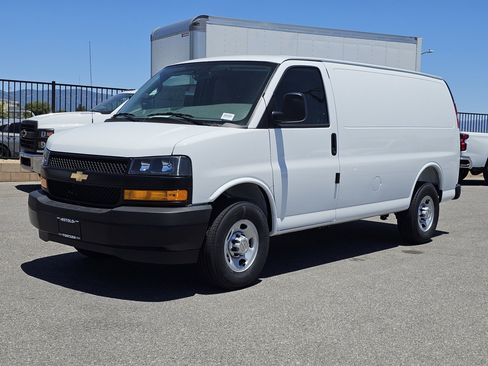 New 2025 Chevrolet Express 2500 Extended w/ Communications Package RWD image 3