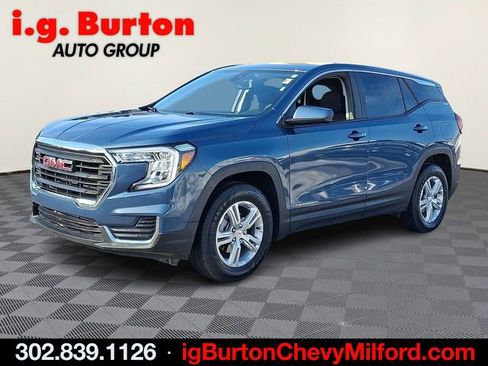 Certified 2024 GMC Terrain SLE image 3