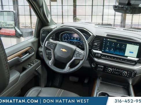 Used 2025 Chevrolet Silverado 2500 High Country w/ High Country Premium Package AWD/4WD image 18