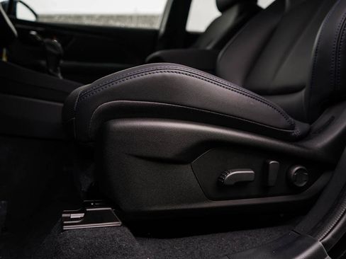 New 2025 Subaru Forester Limited image 18