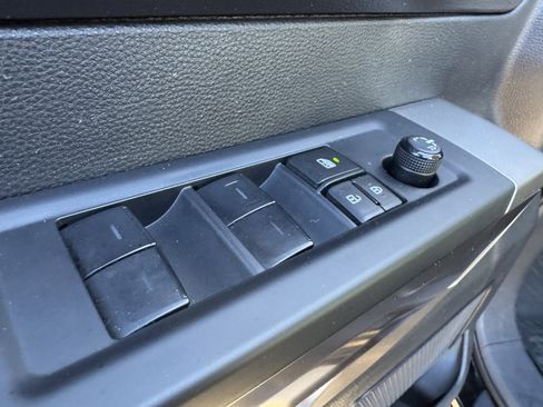 Used 2023 Toyota Tundra SR5 w/ SR5 Convenience Package image 10