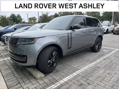 Used 2025 Land Rover Range Rover SE