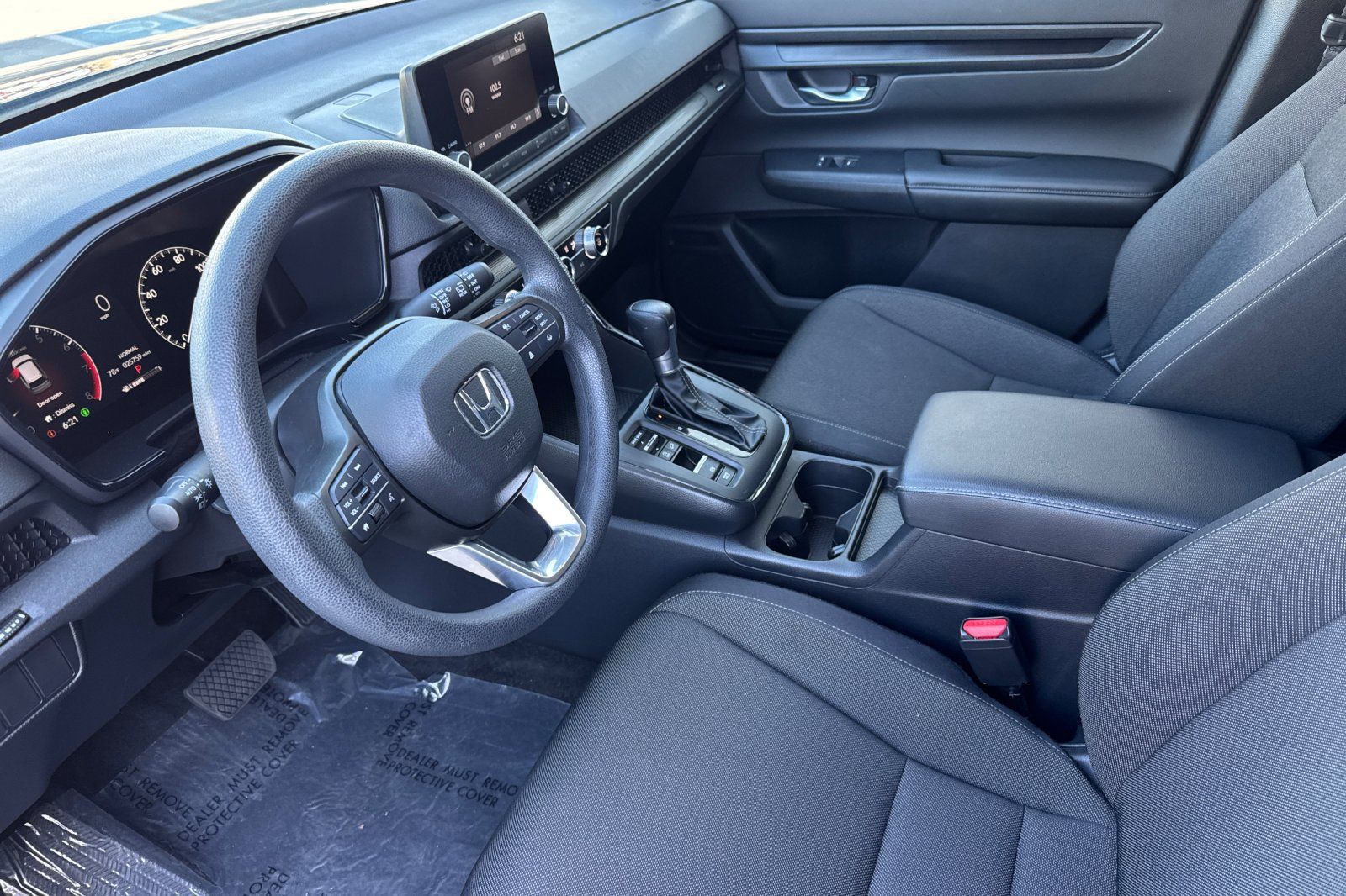 Used 2025 Honda CR-V LX image 9