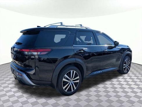 Used 2023 Nissan Pathfinder Platinum w/ Cargo Package image 3