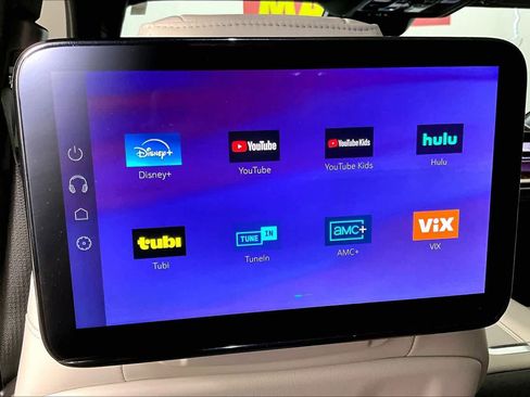 Used 2025 Cadillac Escalade Sport Platinum w/ LPO, Floor Liner Package image 30