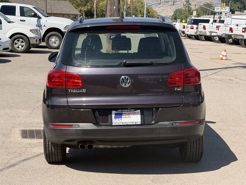 Used 2016 Volkswagen Tiguan S FWD image 5