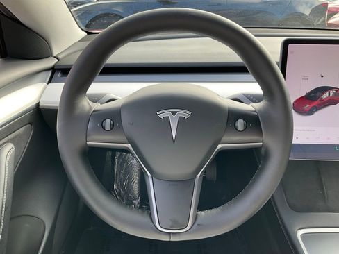 Used 2021 Tesla Model 3 Standard Range Plus image 38