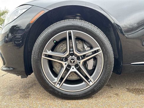Used 2024 Mercedes-Benz S 580e 4MATIC Sedan image 12