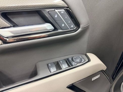 Certified 2025 Chevrolet Silverado 1500 ZR2 w/ Technology Package image 24