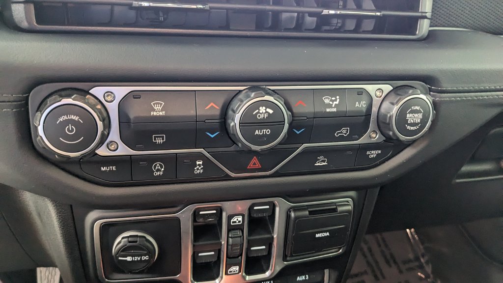 Used 2026 Jeep Gladiator Rubicon AWD/4WD image 24