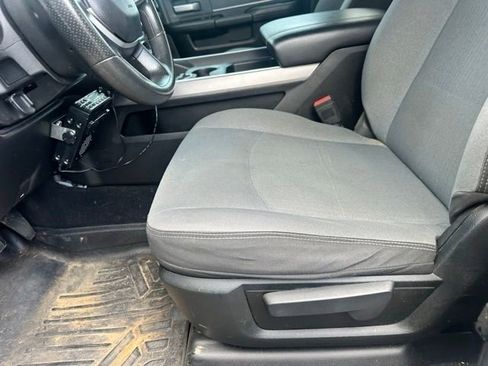 Used 2019 RAM 2500 Big Horn AWD/4WD image 29