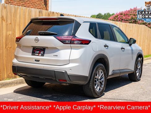 Used 2024 Nissan Rogue S AWD/4WD image 6
