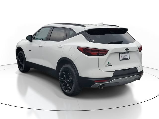 Certified 2024 Chevrolet Blazer LT w/ Midnight/Sport Edition FWD image 3