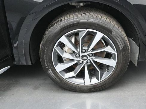 Used 2022 Audi Q5 2.0T Premium w/ Convenience Package AWD/4WD image 39