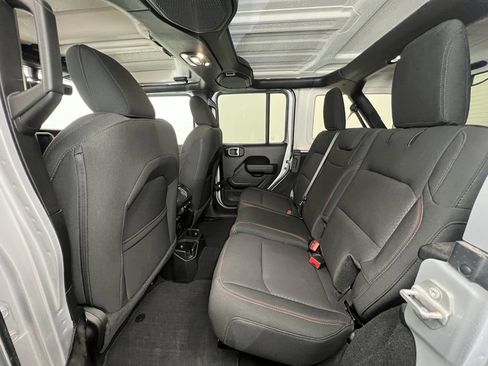 Used 2023 Jeep Wrangler Unlimited Rubicon w/ Cold Weather Group image 5