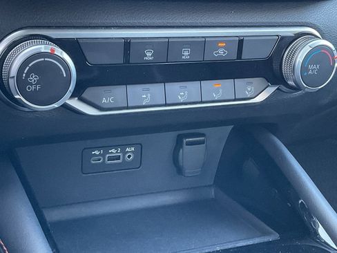 Used 2025 Nissan Altima 2.5 SR image 32