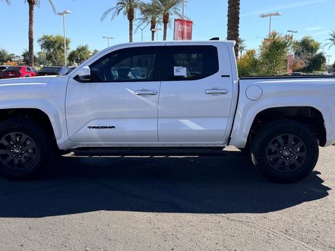 New 2026 Toyota Tacoma SR5 image 3