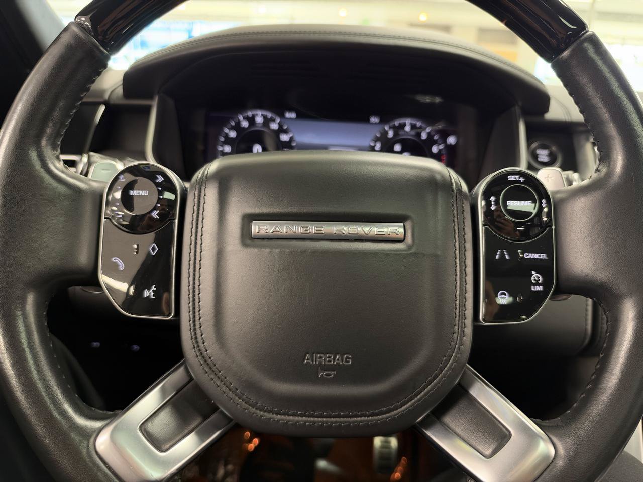 Used 2019 Land Rover Range Rover Long Wheelbase Autobiography AWD/4WD image 17