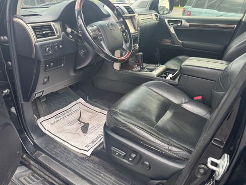 Used 2015 Lexus GX 460 w/ Premium Package AWD/4WD image 15
