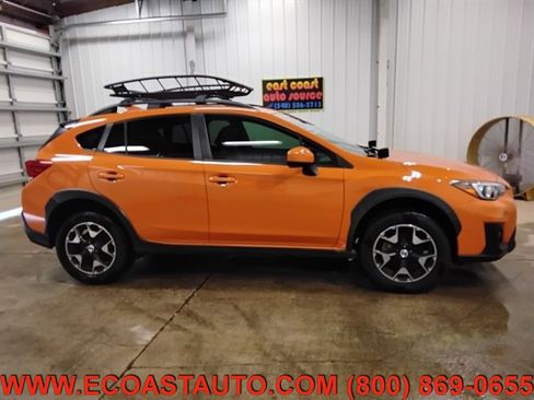 Used 2018 Subaru Crosstrek 2.0i Premium image 2