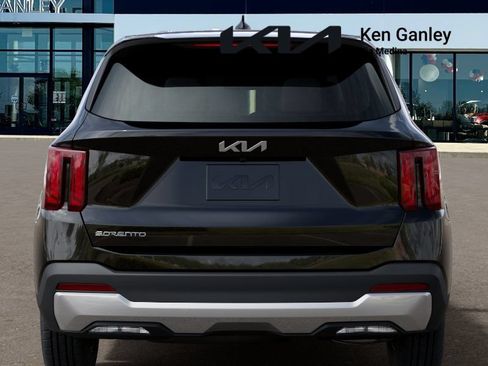 New 2026 Kia Sorento LX FWD image 13