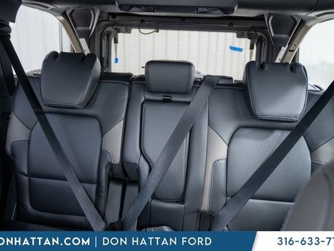 New 2026 Ford Bronco 4-Door AWD/4WD image 17