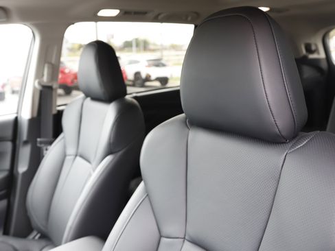 New 2025 Subaru Ascent Bronze Edition w/ Popular Package #2 image 14