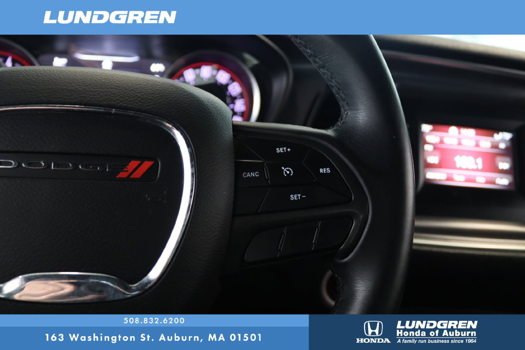 Used 2017 Dodge Challenger SXT RWD image 15