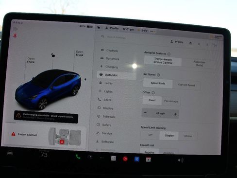 Used 2021 Tesla Model Y 2WD image 34