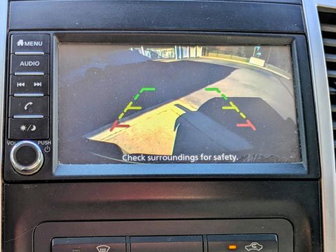 Used 2019 Nissan Frontier SV image 26