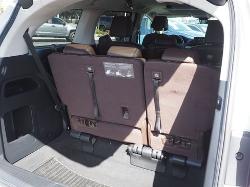Used 2025 Honda Odyssey Touring image 19