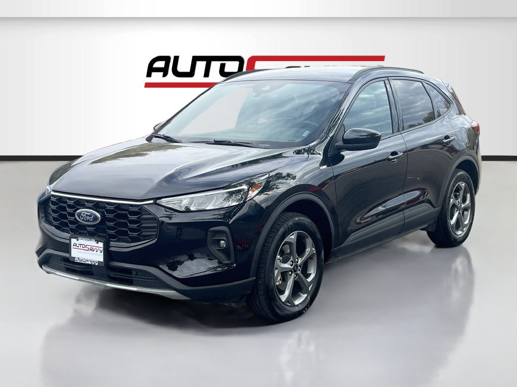 Used 2025 Ford Escape ST-Line Select AWD/4WD image 3