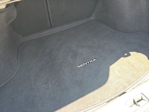 Used 2024 Nissan Sentra SV FWD image 13