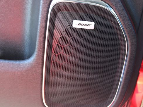 Used 2018 GMC Sierra 1500 SLT w/ SLT Premium Package image 31