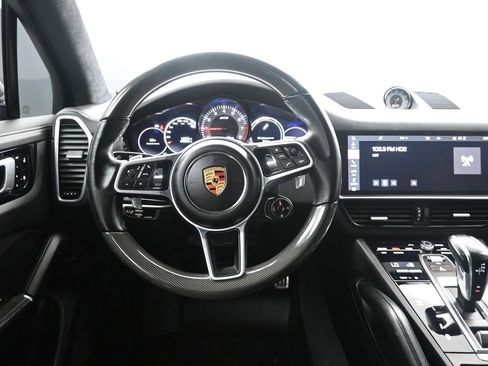 Used 2021 Porsche Cayenne GTS image 31