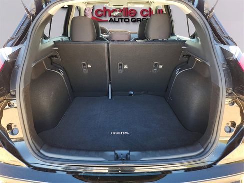 Used 2025 Nissan Kicks Play S image 11