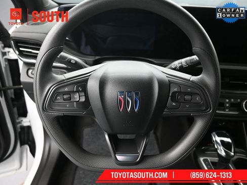 Used 2025 Buick Envista Preferred w/ Convenience II Package image 24