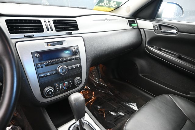Used 2008 Chevrolet Impala LT w/ Luxury Edition Package FWD image 20