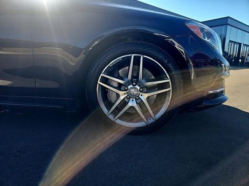 Used 2015 Mercedes-Benz S 550 4MATIC Sedan image 10