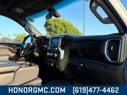 Used 2020 GMC Sierra 1500 SLE w/ SLE Value Package image 21