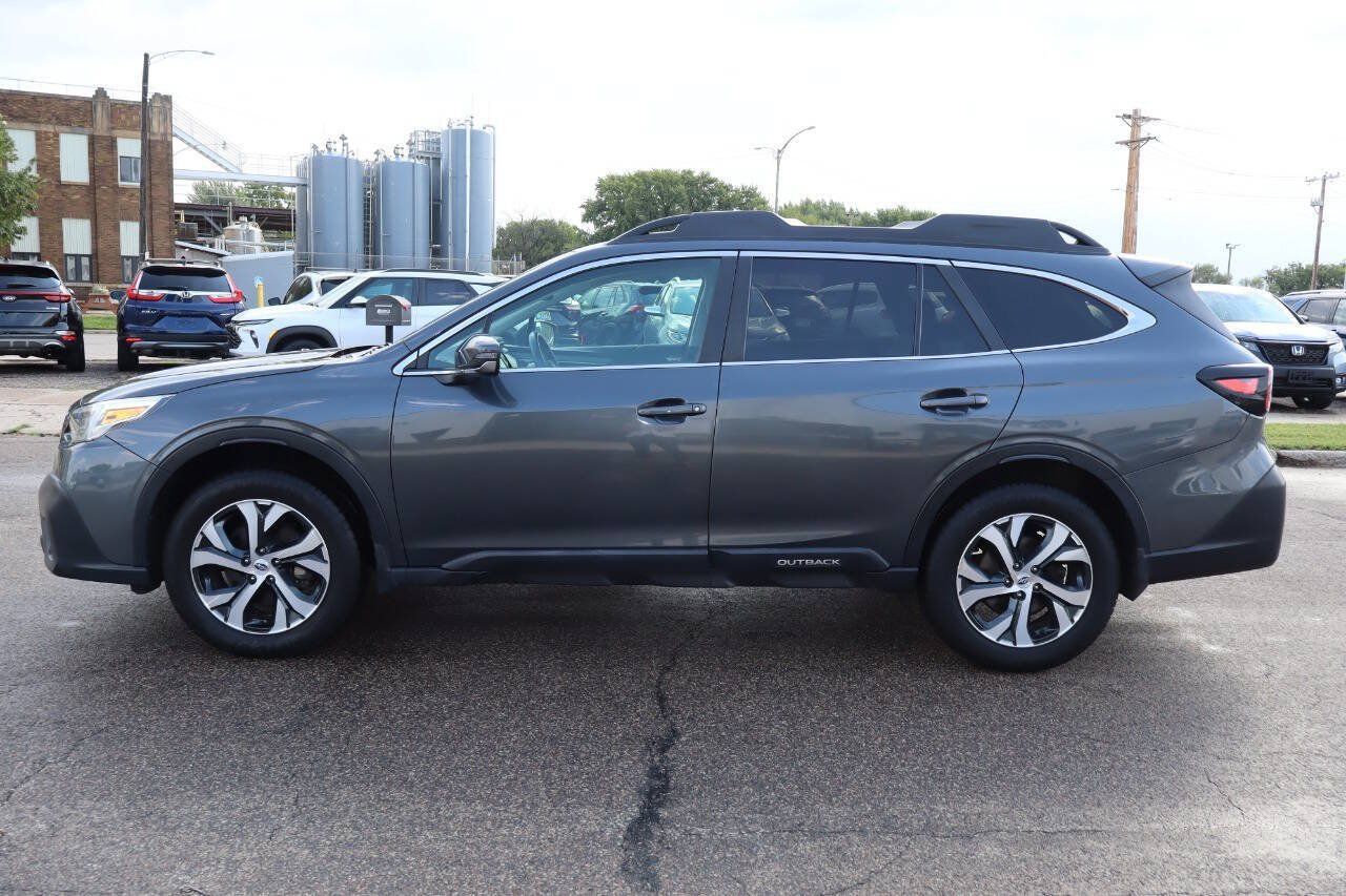 Used 2021 Subaru Outback Limited w/ Popular Package #2 AWD/4WD image 8