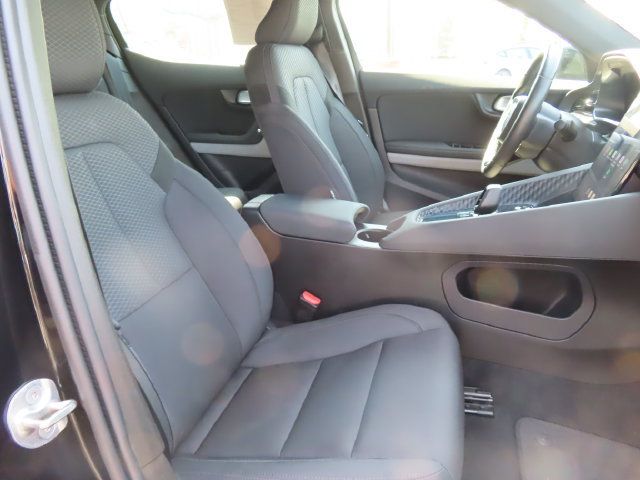 Used 2023 Polestar Polestar 2 AWD/4WD image 32