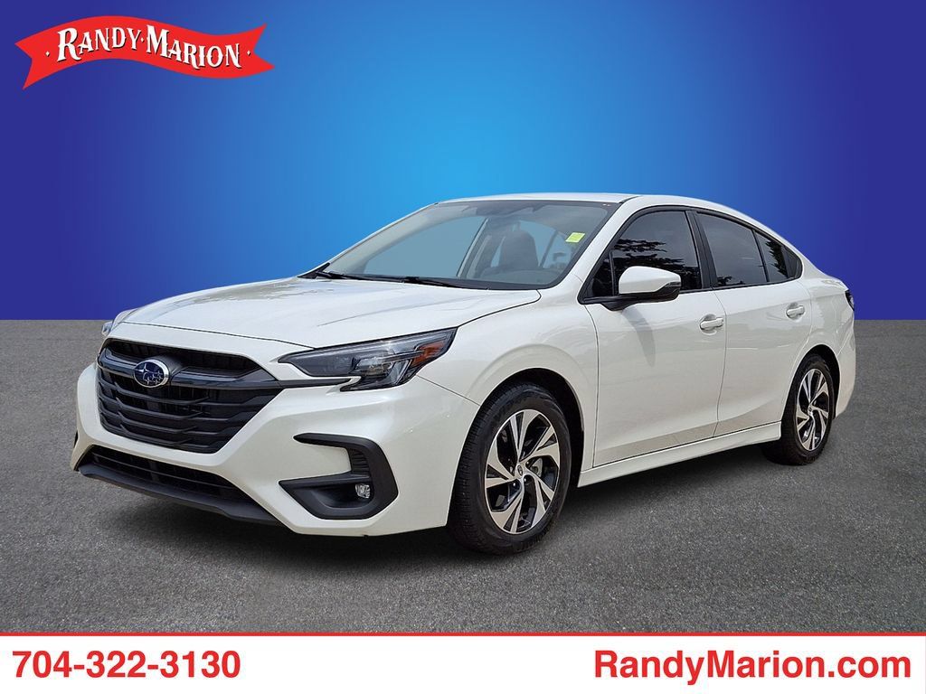 Used 2025 Subaru Legacy Premium AWD/4WD image 1