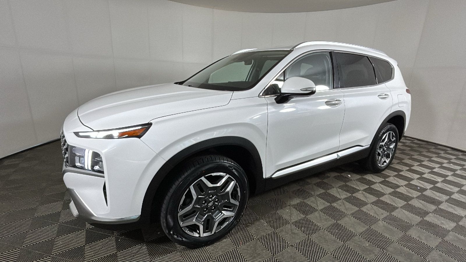 Used 2023 Hyundai Santa Fe SEL Convenience AWD/4WD image 7