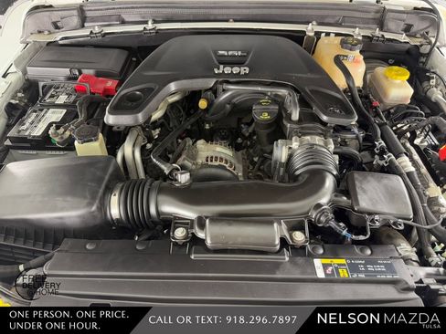 Used 2019 Jeep Wrangler Unlimited Sport S AWD/4WD image 49