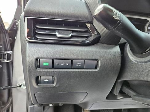 Used 2023 Nissan Sentra SV image 21