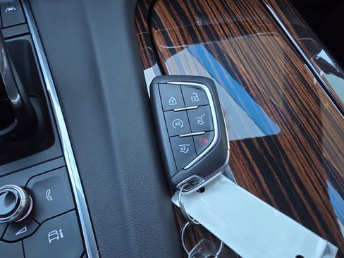 Used 2024 Cadillac Escalade Premium Luxury w/ Performance Package image 45