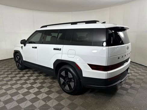 Used 2025 Hyundai Santa Fe SEL image 5